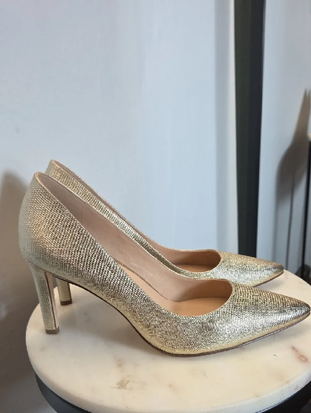 27 EDIT Metallic Leather Gold Pointed Toe Pumps Size 9.5